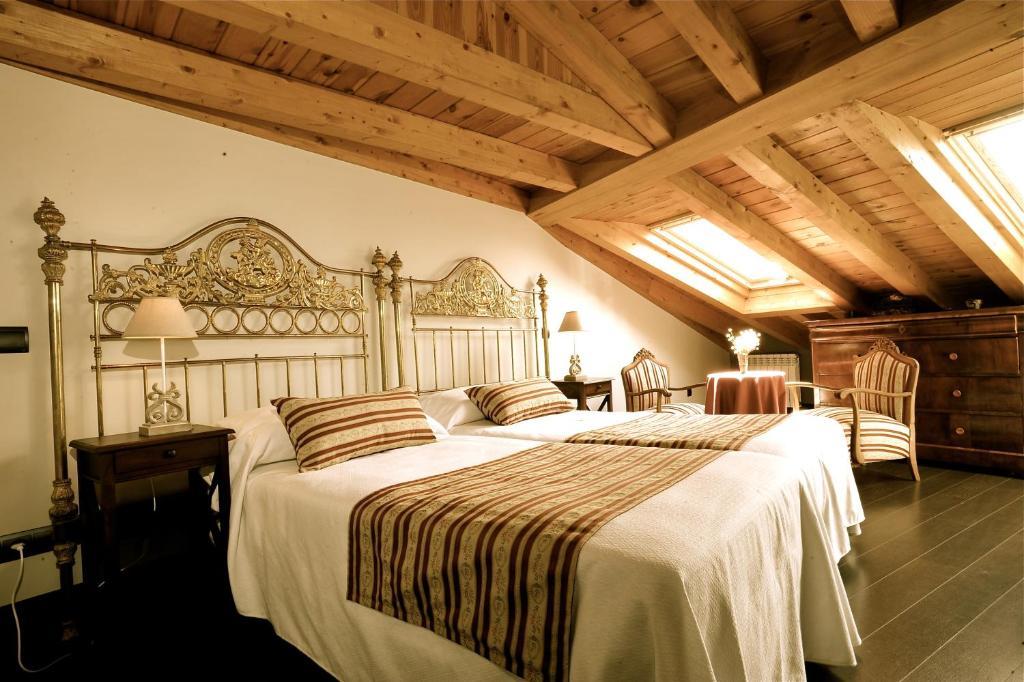 Hotel-Hospederia Los Templarios Sepúlveda Pokoj fotografie